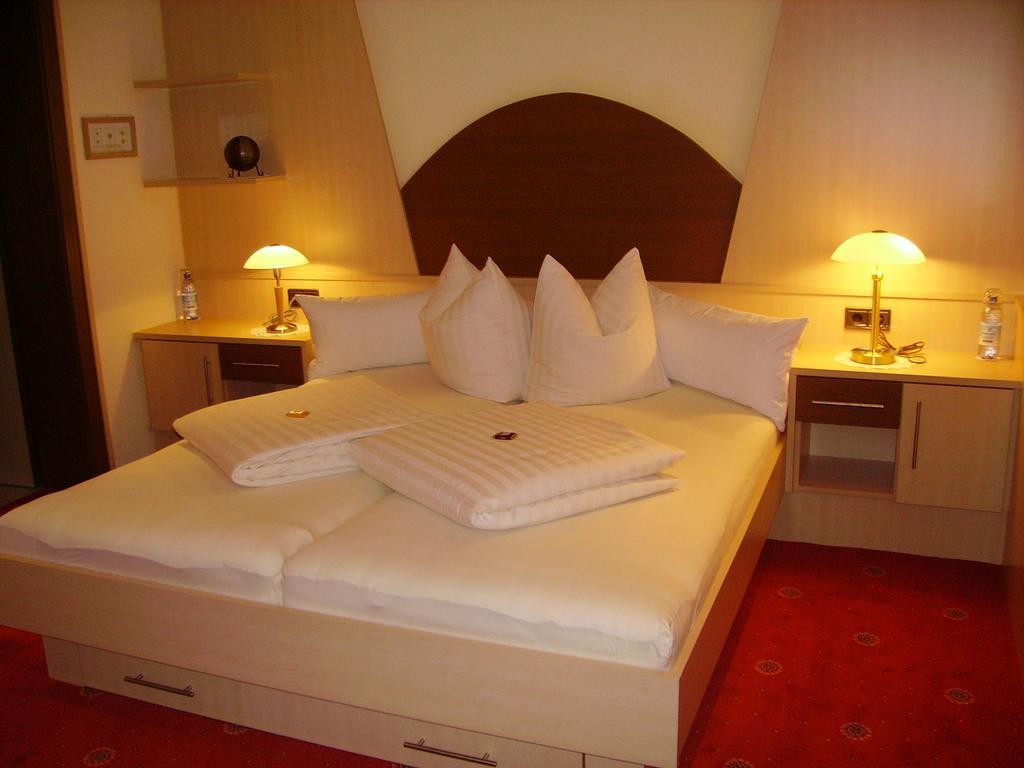 Gaestehaus Sissy Langenfeld Room photo